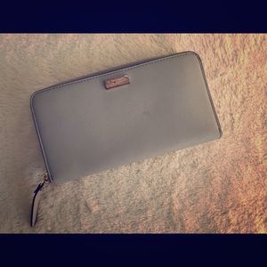 Kate Spade Grey Wallet